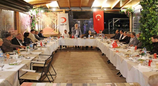 Efendioğlu: Bu şehirde birileri aç uyursa vebali hepimizindir