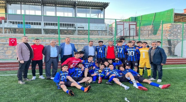 Elazığ U18 Liginde şampiyon Elazığ Belediyespor