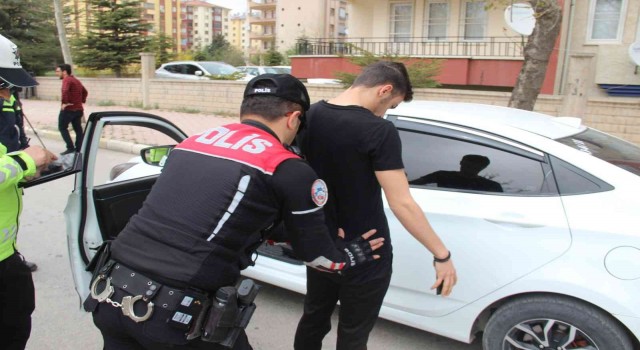 Elazığda asayiş denetimleri hız kesmeden sürüyor