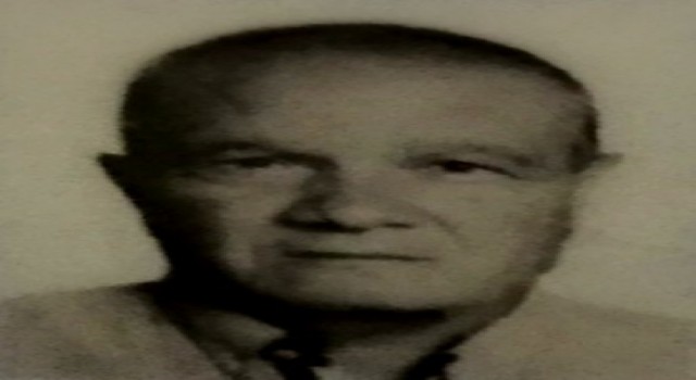 Emekli polis evinde ölü bulundu