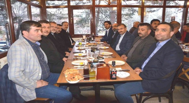 Emette Cumhur İttifakı iftarda buluştu