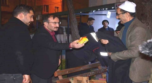 Emette Enderun teravih namazı kılındı