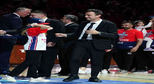 Ender Arslan: “Çok çalıştık ve kupayı getirdik”