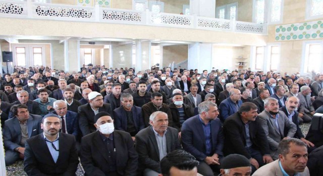 Ercişte Arvasi Hz. Hamza Camiinin açılışı büyük katılım ve dualarla yapıldı