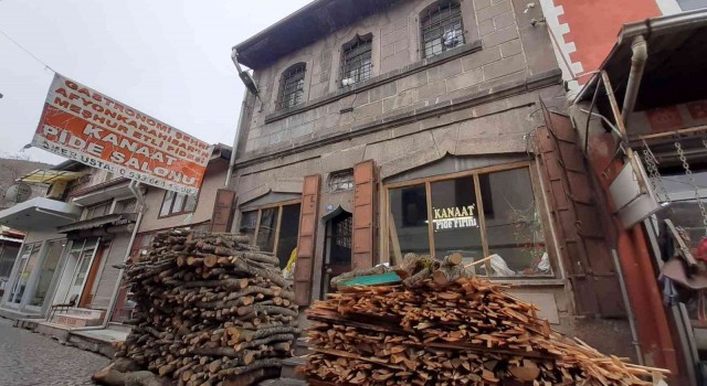 Ermenilerin yaptığı fırında 1905ten bu yana Ramazan pidesi pişiyor