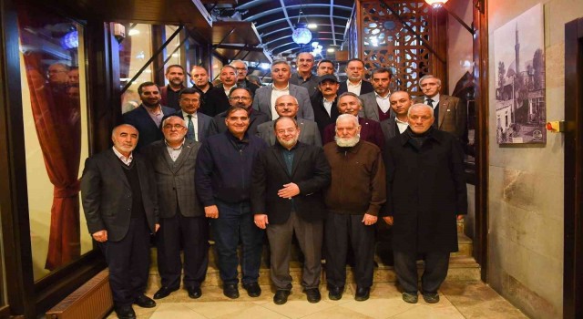 Erzurumun aksaçlıları sohbet meclisinde buluştu