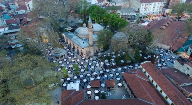 Eski ramazanların coşkusu İnegölü yeniden sardı
