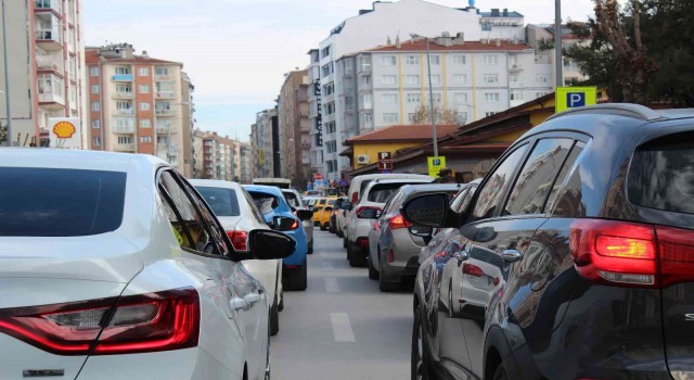 Eskişehirde trafiğe kayıtlı araç sayısı 310 bin 588 oldu