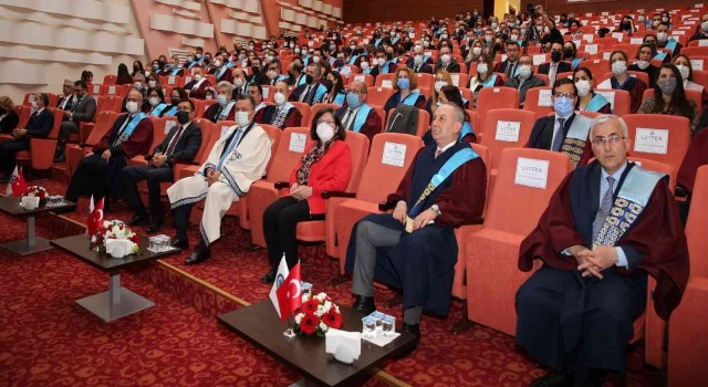 ESOGÜ 2021 yılı ödülleri sahiplerini buldu