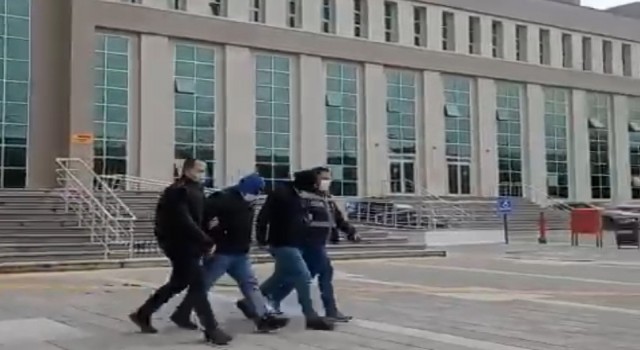 Evden hırsızlık olayında 2 kişi tutuklandı
