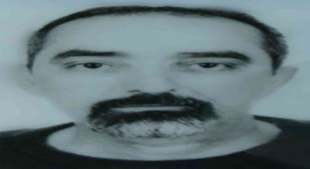 Evinin avlusunda tüfekle vurulmuş halde ölü bulundu