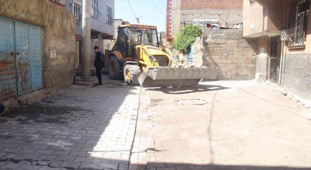 Eyyübiyede yol yapım çalışmaları devam ediyor