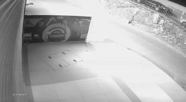 Fatihte 4 katlı otoparktaki patlama anı kamerada
