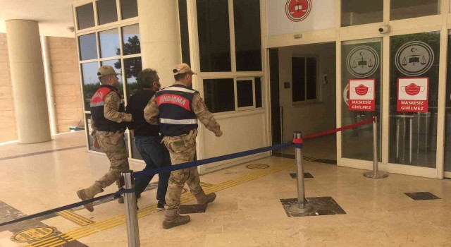 FETÖye yardım eden öğretmen tutuklandı