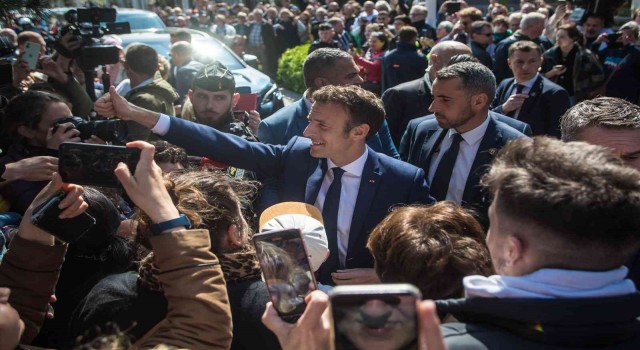 Fransada cumhurbaşkanlığı seçiminin galibi Macron oldu