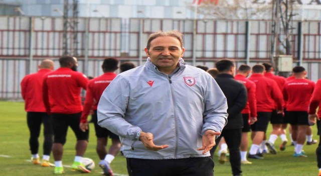 Fuat Çapa: “İşimizi biraz zora soktuk ama zoru başaracağımıza inanıyorum”