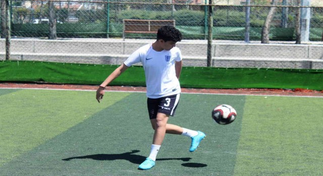 Futbol tutkuları için 2 bin 500 kilometre uzağa, Türkiyeye geldiler