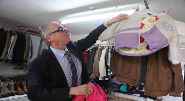 Gasilhaneyi hayır kurumuna çevirdi