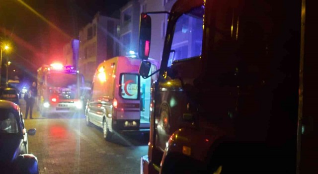 Gaz tüpü kaçağı patlamaya neden oldu, 2 yaralı
