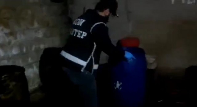 Gaziantepte 2 bin litre kaçak akaryakıt ele geçirildi