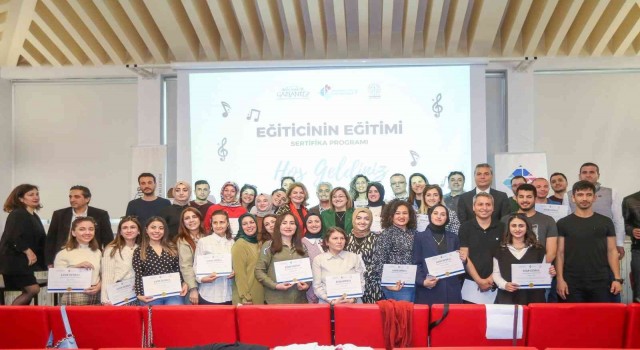 Gaziantepte eğiticiler eğitiliyor