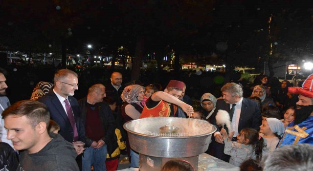 Gedizde Çocuk Festivali düzenlendi