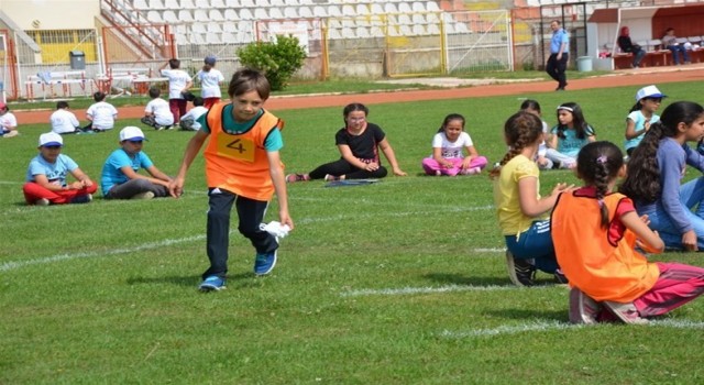 ‘Geleneksel Çocuk Oyunları Şenliği başlıyor