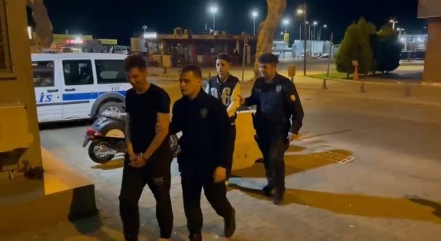 Geliboluda 2 yabancı uyruklu gasp şüphelisi yakalandı