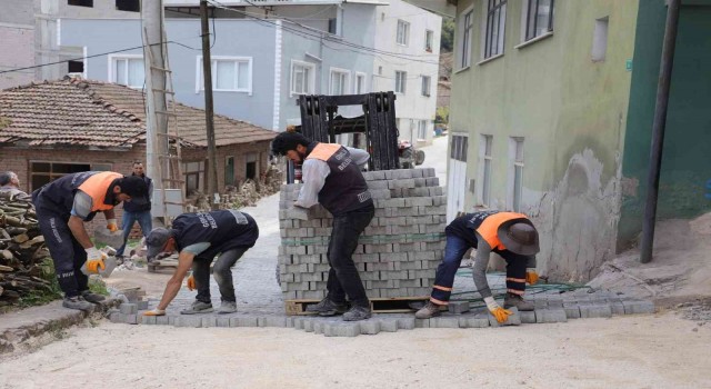 Gemlikte üst yapı çalışmaları sürüyor