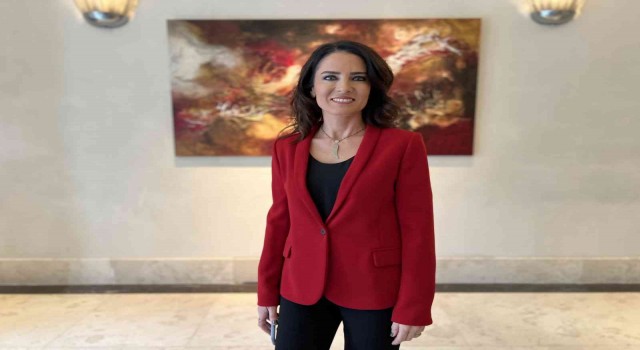 Geri dönüşüm temalı Döngü sergisi sanatseverlere kapılarını açtı
