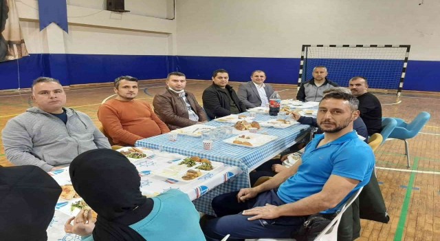 GMİS Mali Sekreteri yıldız, sporcularla iftarda buluştu