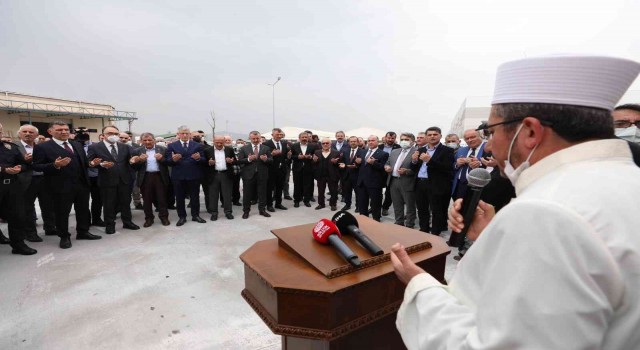 Gölcük Yeni Sanayi Cami ibadete açıldı