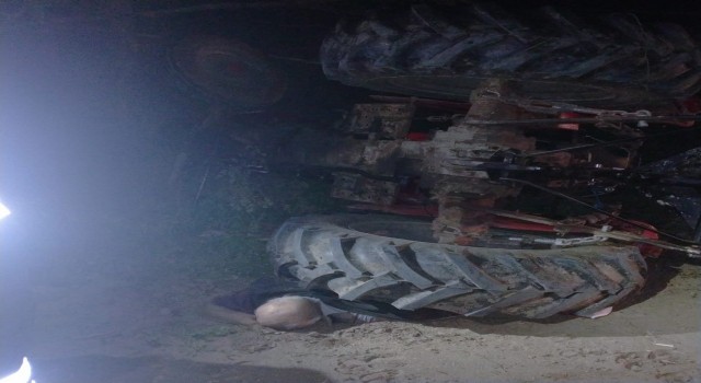 Gönende traktör altında kalan vatandaş vefat etti