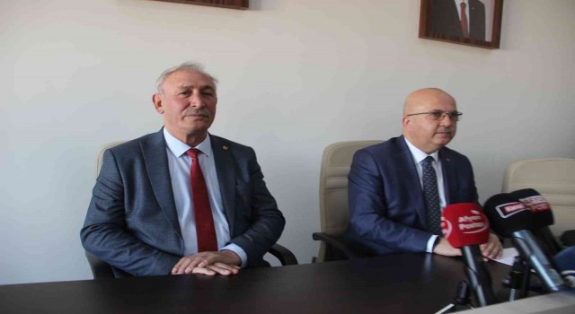 Gurbetçi bayanların günü onların yüzünü güldürdü