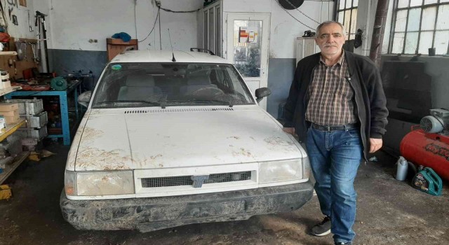 Güvenlik kameralarına yakalanmayan otomobil fareleri, çamura saplandı