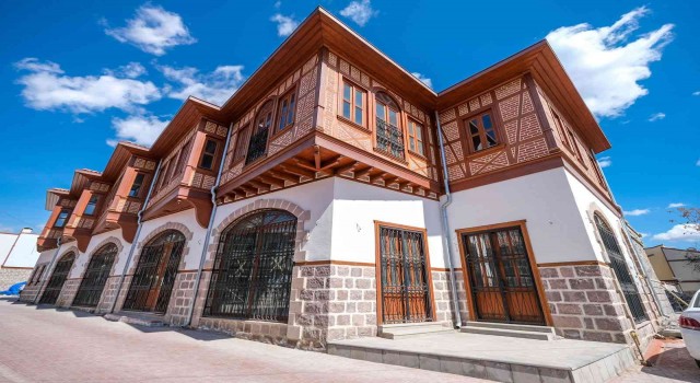 Hacı Bayram Velinin eşyaları günyüzüne çıkıyor