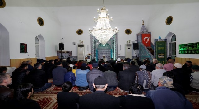 Hafız Alcan Çelik, tilavetiyle gönülleri mest etti