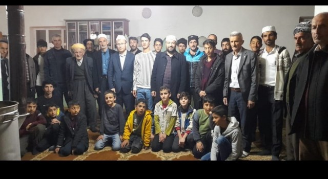 Hakkari Müftülüğü ekipleri köy köy dolaşıyor