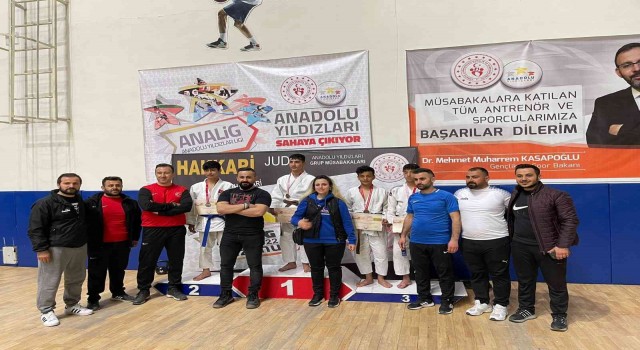 Hakkaride judo grup müsabakaları başladı