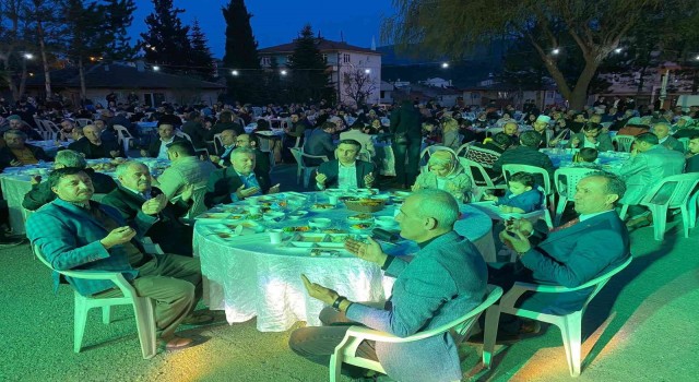 Hanönüde bin kişi birlikte oruç açtı