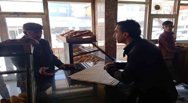 Hayırseverlerden Ramazanda ihtiyaç sahiplerine ücretsiz pide