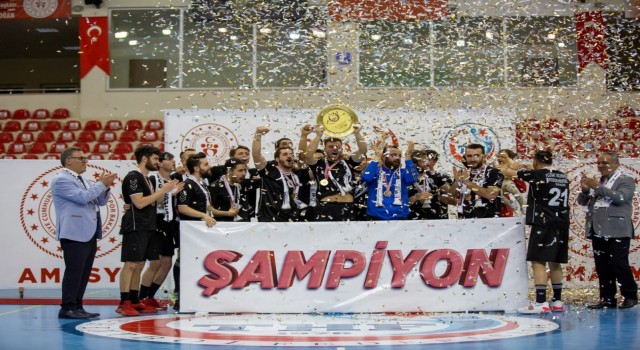 Hentbol Erkekler 2. Ligin şampiyonu Yozgat Belediyesi Bozok Hentbol Spor oldu