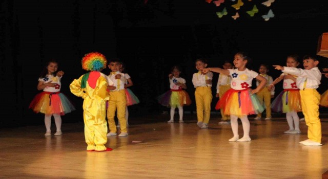 Hizanda 23 Nisan Ulusal Egemenlik ve Çocuk Bayramı kutlandı