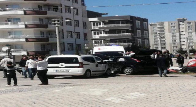 İki otomobilin çarpıştığı kazada 1 kişi yaralandı