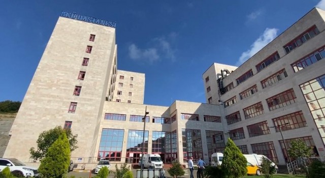 İki yaşındaki çocuk kimyasal maddeyi şeker sanıp tüketince hastanelik oldu