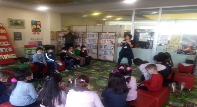 İlkokul öğrencilerine drama eğitimi verildi
