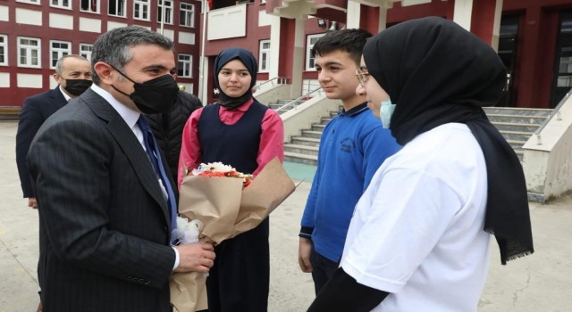 İmam Hatipte TUBİTAK fuarı açıldı