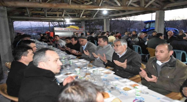 İnönüde iftar buluşmaları Esnemez Mahallesi ile başladı