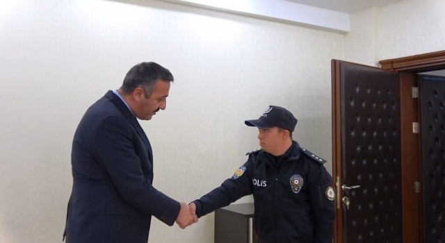 Ispartada down sendromlu Yunus polis oldu