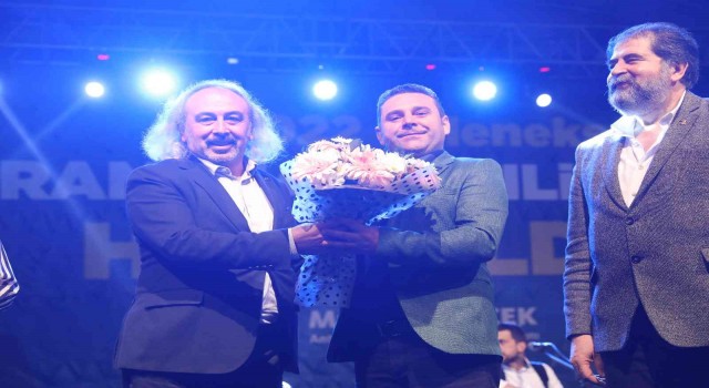 Ispartalılar Gecesinde türkü şöleni